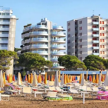 Apartment With Two Terraces Facing The Sea Next To The Beach Apartment